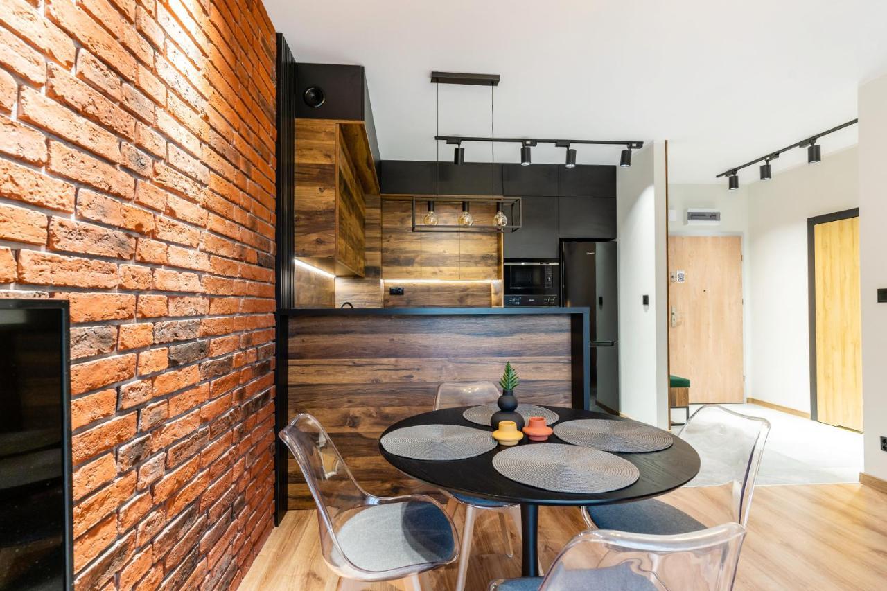 Loft Apart - Loft Nad Rzeka, Centrum, Parking, Winda, Netflix Iława エクステリア 写真